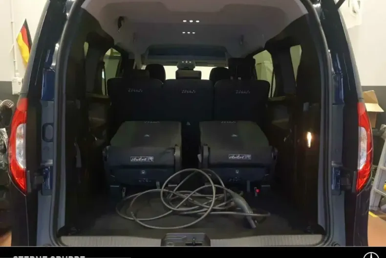 Mercedes-Benz EQT din 2025 cu 4.676 km - oferta MER208095 - foto 7