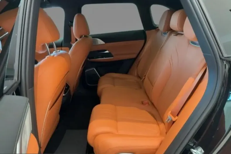 XPENG G9 din 2025 cu 2.501 km - oferta XPE208096 - foto 8