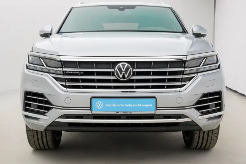 Volkswagen Touareg din 2022 cu 56.745 km - oferta VOL208102 - foto 3