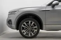 Volkswagen Touareg din 2022 cu 56.745 km - oferta VOL208102 - foto 9