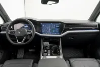Volkswagen Touareg din 2022 cu 56.745 km - oferta VOL208102 - foto 14