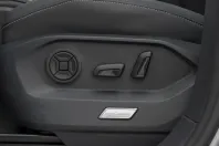 Volkswagen Touareg din 2022 cu 56.745 km - oferta VOL208102 - foto 19