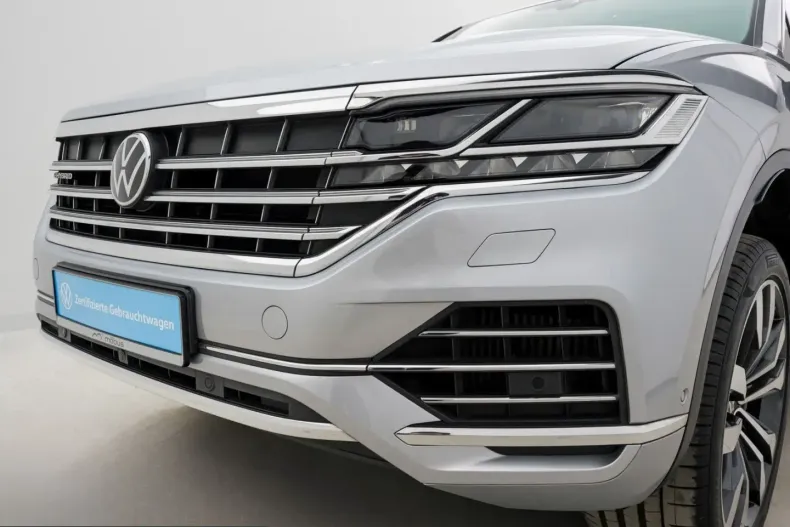 Volkswagen Touareg din 2022 cu 56.745 km - oferta VOL208102 - foto 25