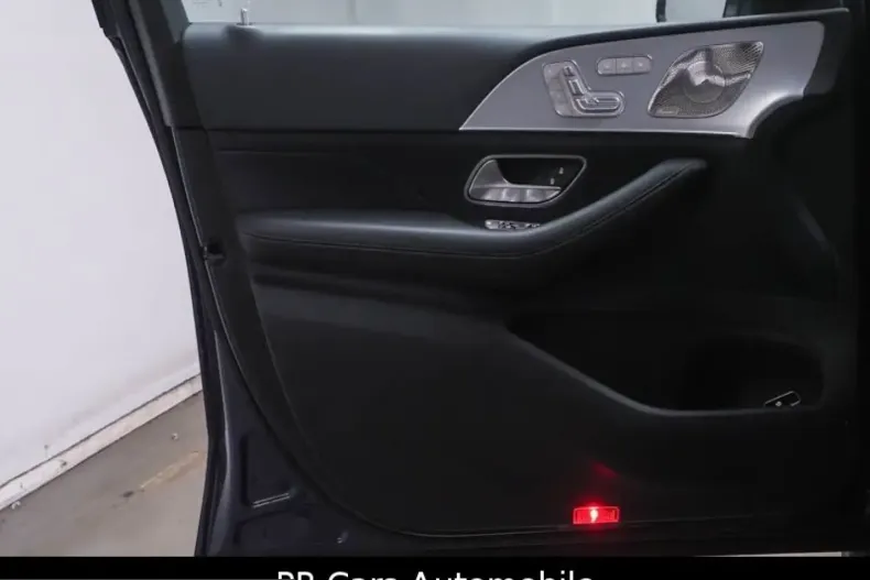 Mercedes-Benz GLE 300 (Clasa GLE) din 2023 cu 21.183 km - oferta MER208103 - foto 5