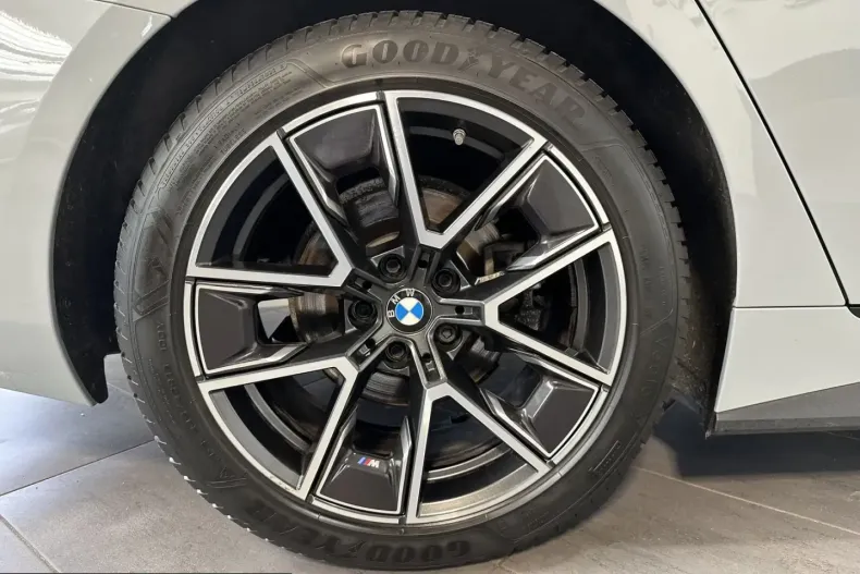 BMW 420i (Seria 4) din 2023 cu 44.750 km - oferta BMW208106 - foto 3