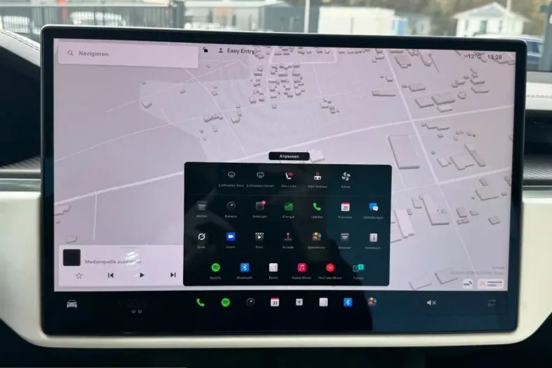 Tesla Model X din 2022 cu 31.777 km - oferta TES208118 - foto 47