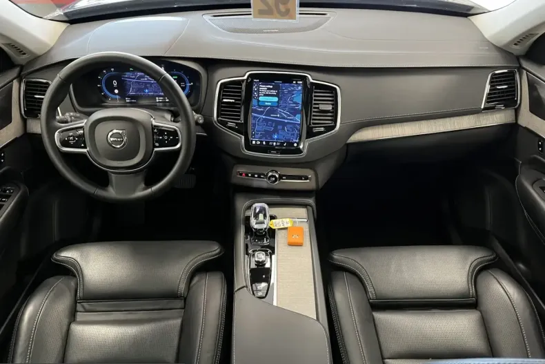 Volvo XC90 din 2023 cu 59.618 km - oferta VOL208119 - foto 11