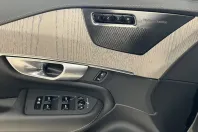 Volvo XC90 din 2023 cu 59.618 km - oferta VOL208119 - foto 20