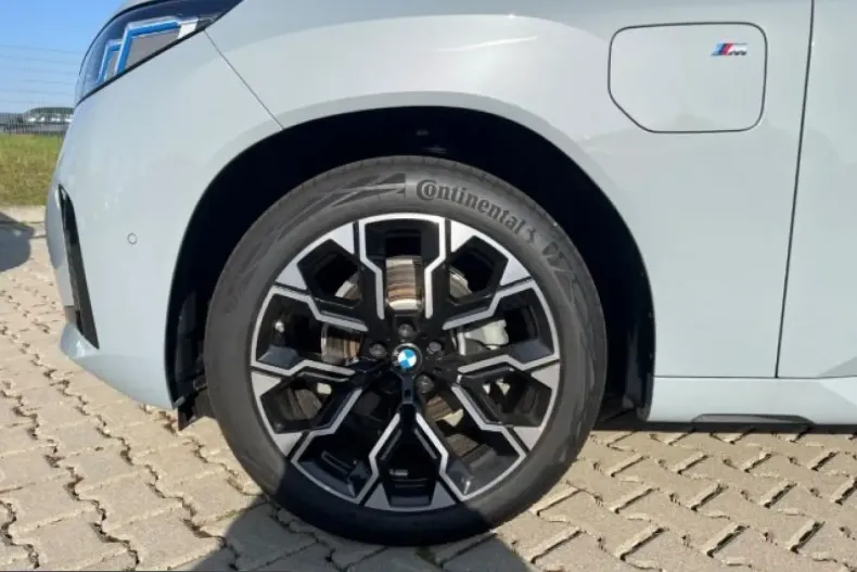 BMW X3 (Seria X) din 2025 cu 14.990 km - oferta BMW208120 - foto 5