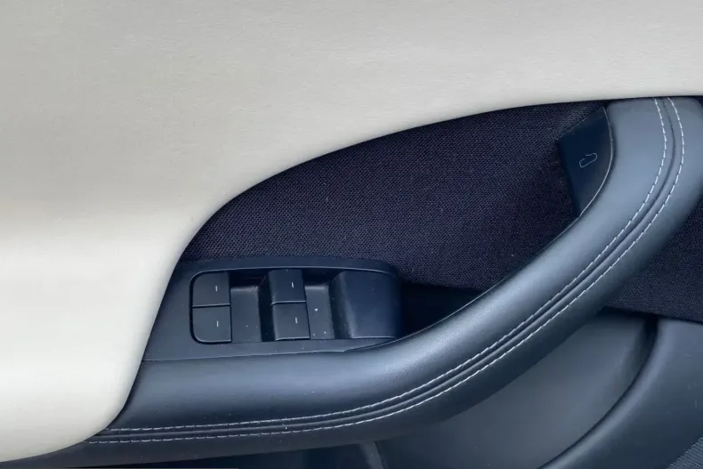 Tesla Model S din 2024 cu 56.555 km - oferta TES208121 - foto 11