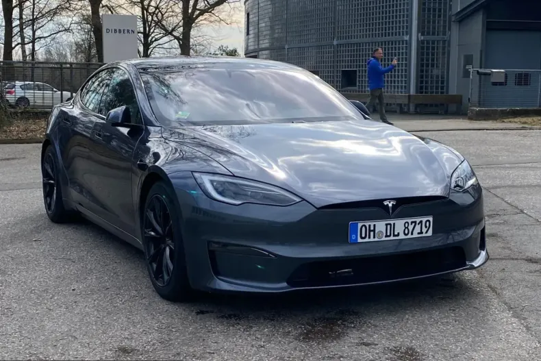 Tesla Model S din 2024 cu 56.555 km - oferta TES208121 - foto 24