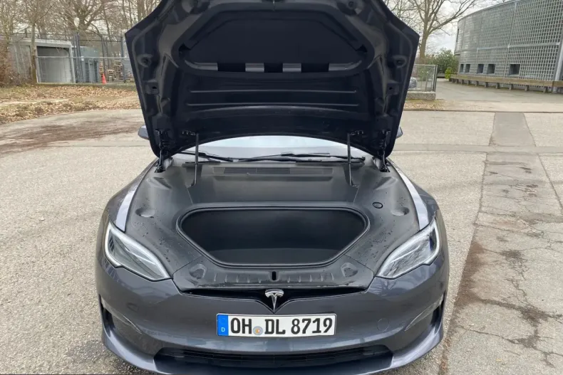 Tesla Model S din 2024 cu 56.555 km - oferta TES208121 - foto 26