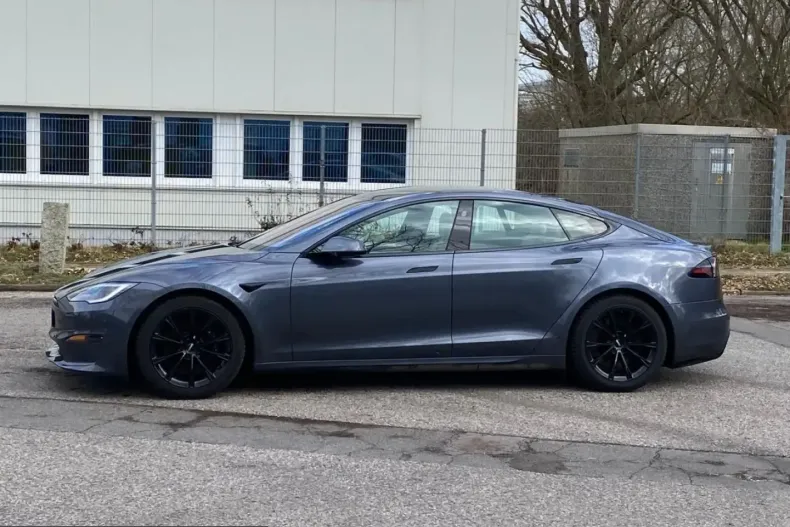 Tesla Model S din 2024 cu 56.555 km - oferta TES208121 - foto 29