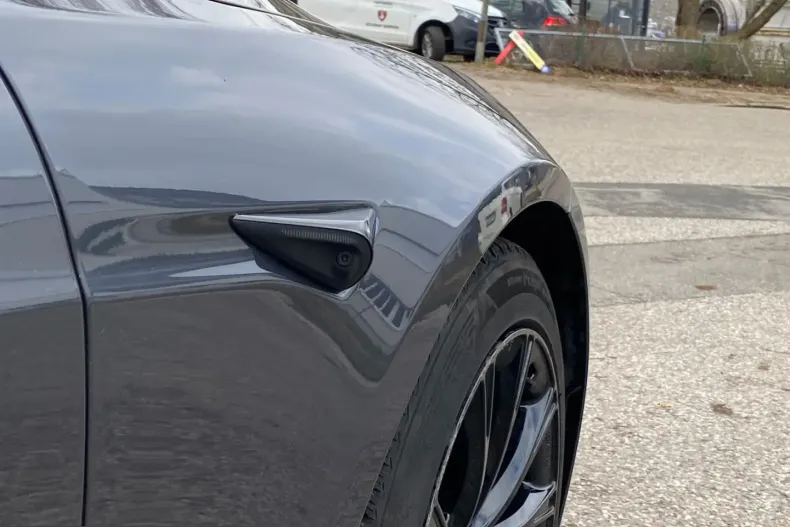 Tesla Model S din 2024 cu 56.555 km - oferta TES208121 - foto 30