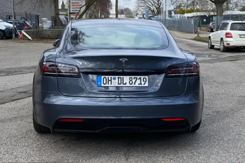 Tesla Model S din 2024 cu 56.555 km - oferta TES208121 - foto 42