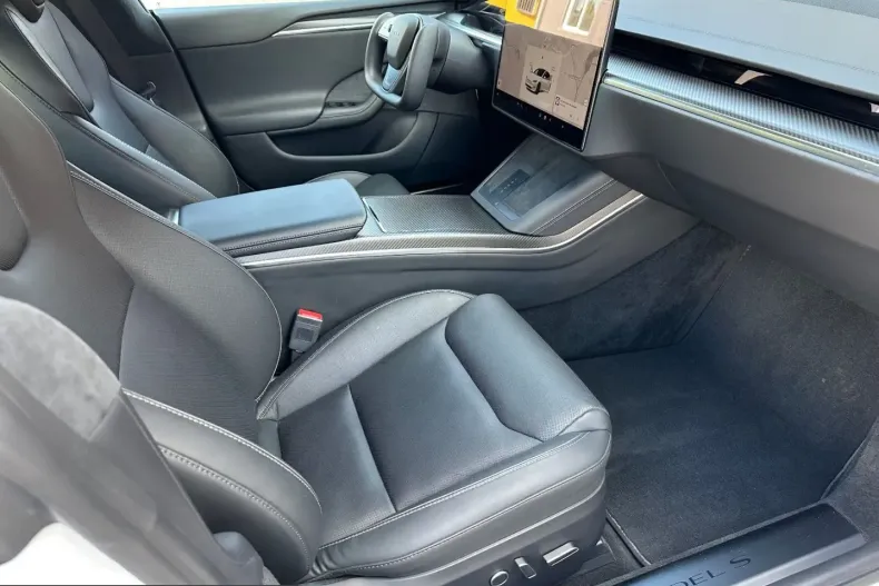 Tesla Model S din 2023 cu 36.989 km - oferta TES208124 - foto 6