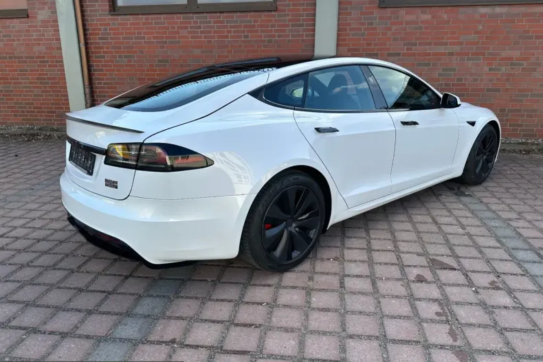 Tesla Model S din 2023 cu 36.989 km - oferta TES208124 - foto 17