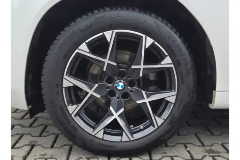 BMW X3 (Seria X) din 2025 cu 26.366 km - oferta BMW208131 - foto 13