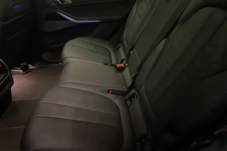 BMW X7 M50 (Seria X) din 2022 cu 33.558 km - oferta BMW208138 - foto 10