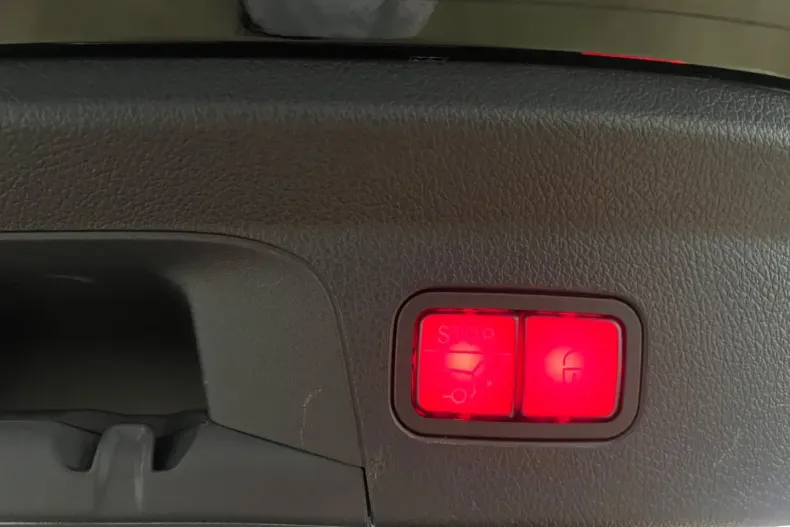 Mercedes-Benz GLE 300 (Clasa GLE) din 2022 cu 141.900 km - oferta MER208142 - foto 18