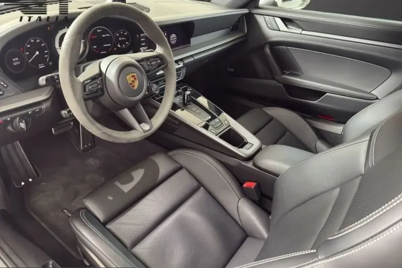 Porsche 911 din 2023 cu 14.900 km - oferta POR208144 - foto 8