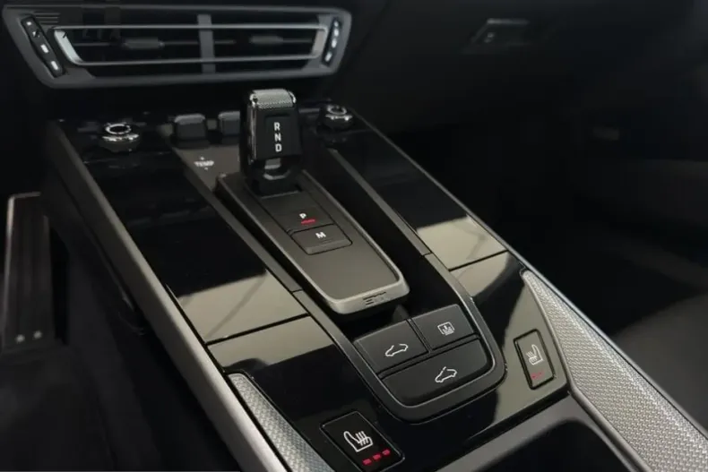 Porsche 911 din 2023 cu 14.900 km - oferta POR208144 - foto 11