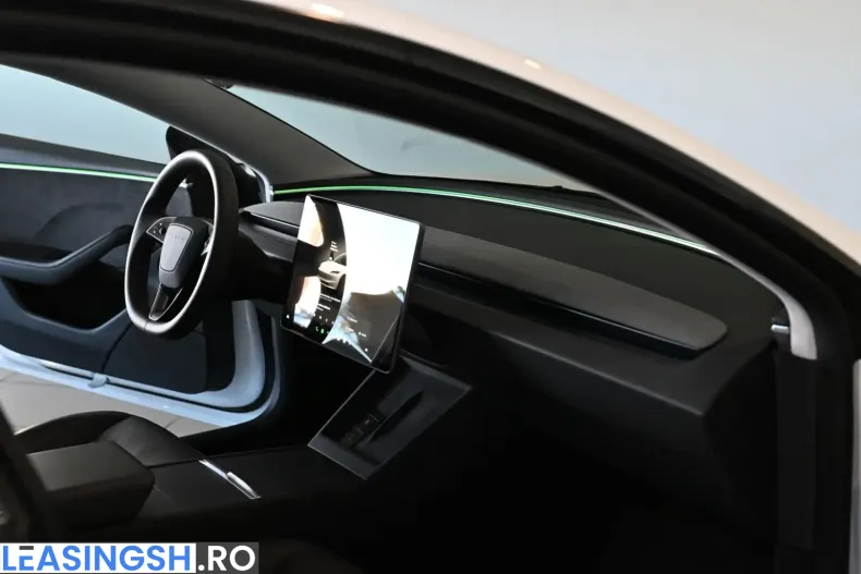 Tesla Model 3 din 2024 cu 43.050 km - oferta TES208150 - foto 9