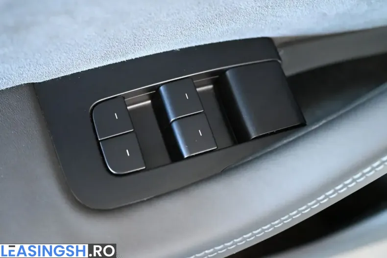 Tesla Model 3 din 2024 cu 43.050 km - oferta TES208150 - foto 27