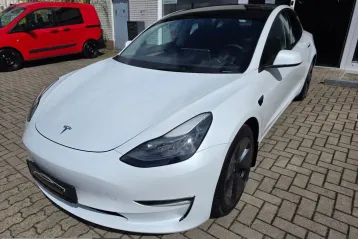 Tesla Model 3 din 2021 - oferta TES208155