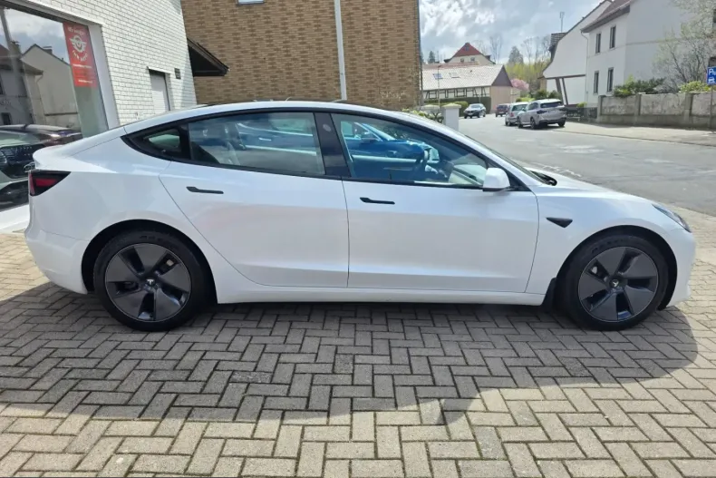Tesla Model 3 din 2021 cu 89.127 km - oferta TES208155 - foto 4