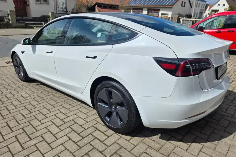 Tesla Model 3 din 2021 cu 89.127 km - oferta TES208155 - foto 7