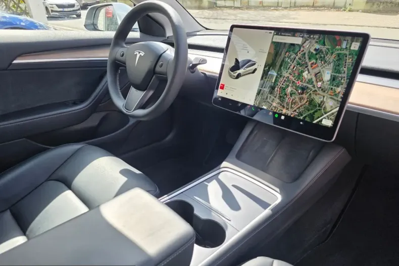 Tesla Model 3 din 2021 cu 89.127 km - oferta TES208155 - foto 23