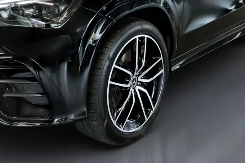 Mercedes-Benz GLE 450 (Clasa GLE) din 2023 cu 33.842 km - oferta MER208160 - foto 4