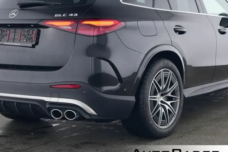 Mercedes-Benz GLC 43 AMG (Clasa GLC) din 2024 cu 9.540 km - oferta MER208162 - foto 4