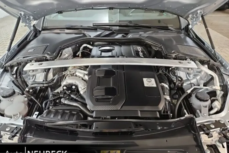 Mercedes-Benz C 43 AMG (Clasa C) din 2023 cu 18.700 km - oferta MER208171 - foto 24