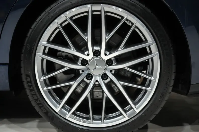 Mercedes-Benz C 43 AMG (Clasa C) din 2023 cu 31.260 km - oferta MER208172 - foto 11