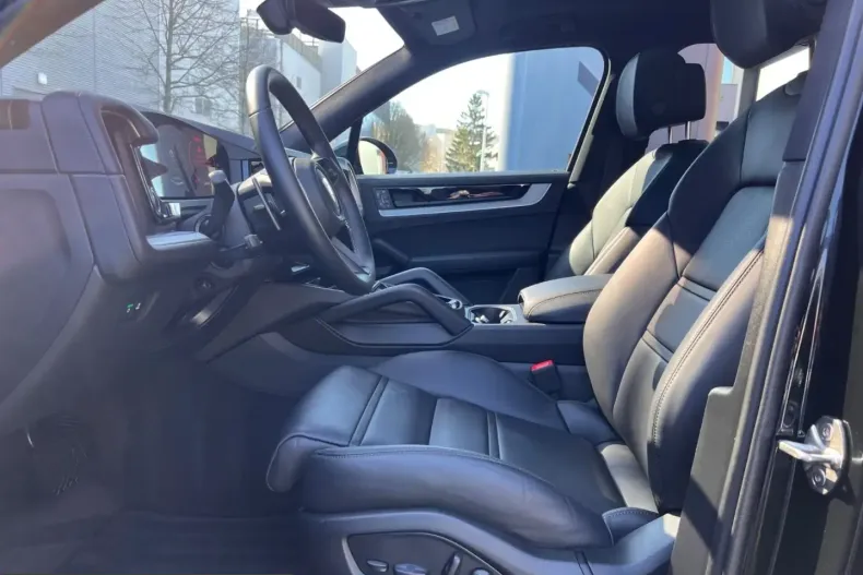 Porsche Cayenne din 2025 cu 14.500 km - oferta POR208181 - foto 5