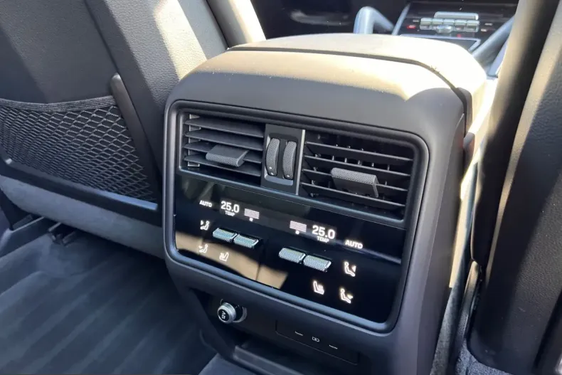 Porsche Cayenne din 2025 cu 14.500 km - oferta POR208181 - foto 14