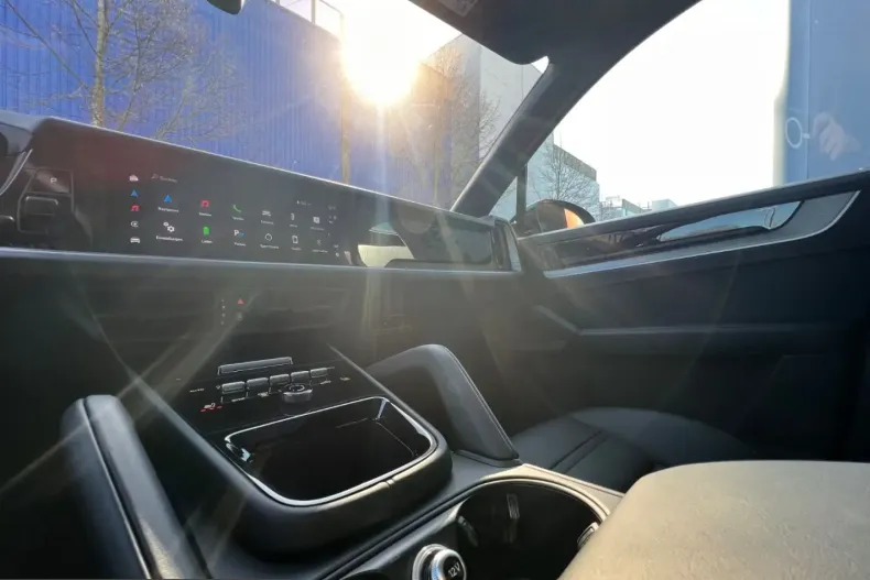 Porsche Cayenne din 2025 cu 14.500 km - oferta POR208181 - foto 19