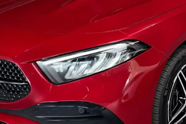 Mercedes-Benz A 250 (Clasa A) din 2023 cu 35.403 km - oferta MER208186 - foto 2