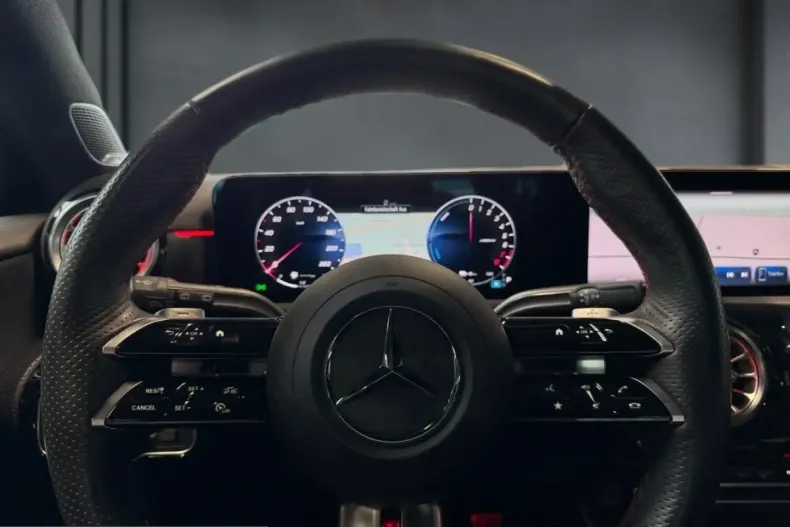 Mercedes-Benz A 250 (Clasa A) din 2023 cu 35.403 km - oferta MER208186 - foto 6