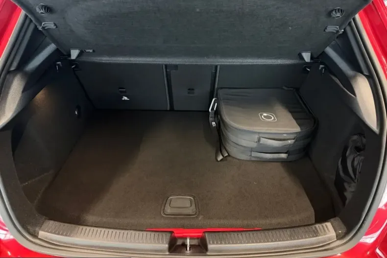 Mercedes-Benz A 250 (Clasa A) din 2023 cu 35.403 km - oferta MER208186 - foto 8