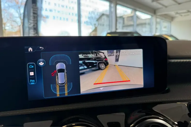 Mercedes-Benz A 200 (Clasa A) din 2024 cu 17.137 km - oferta MER208189 - foto 16