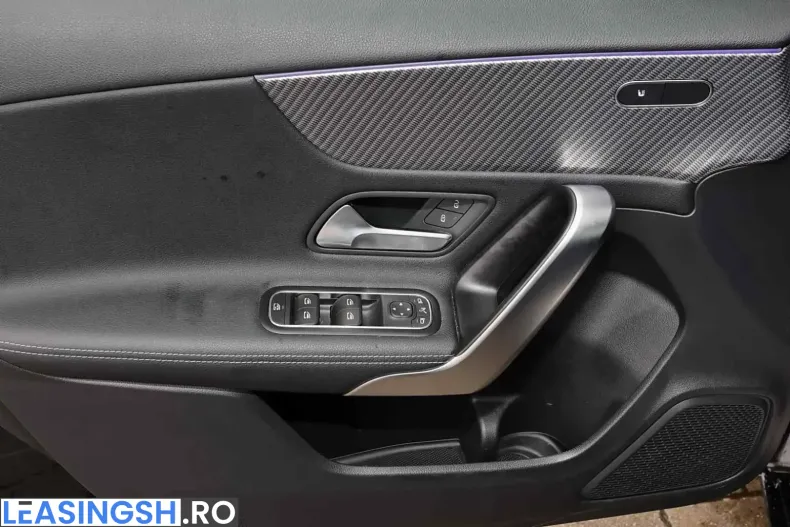 Mercedes-Benz A 200 (Clasa A) din 2024 cu 13.500 km - oferta MER208190 - foto 11