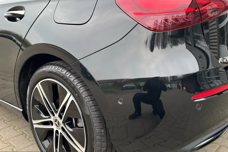 Mercedes-Benz A 200 (Clasa A) din 2024 cu 28.049 km - oferta MER208191 - foto 14