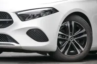 Mercedes-Benz A 200 (Clasa A) din 2024 cu 6.227 km - oferta MER208192 - foto 5