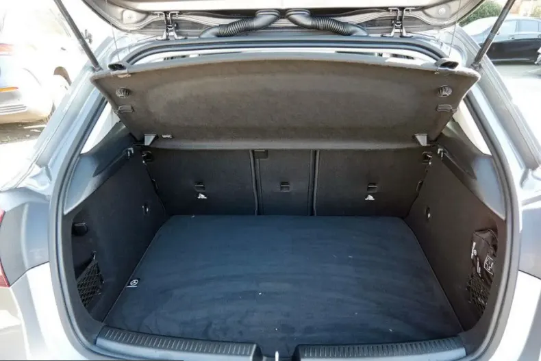 Mercedes-Benz A 200 (Clasa A) din 2025 cu 7.109 km - oferta MER208194 - foto 9