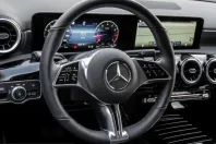 Mercedes-Benz A 200 (Clasa A) din 2024 cu 5.606 km - oferta MER208195 - foto 9