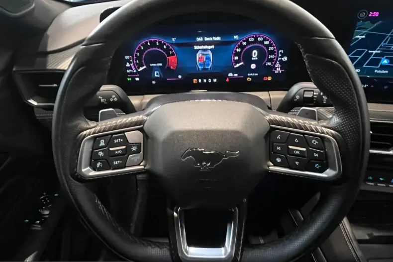 Ford Mustang din 2025 cu 5.500 km - oferta FOR208200 - foto 13