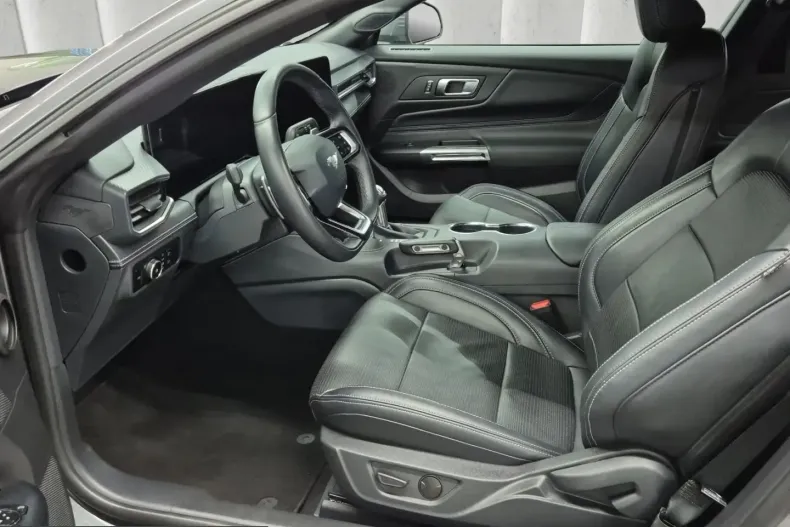 Ford Mustang din 2025 cu 15.275 km - oferta FOR208201 - foto 10